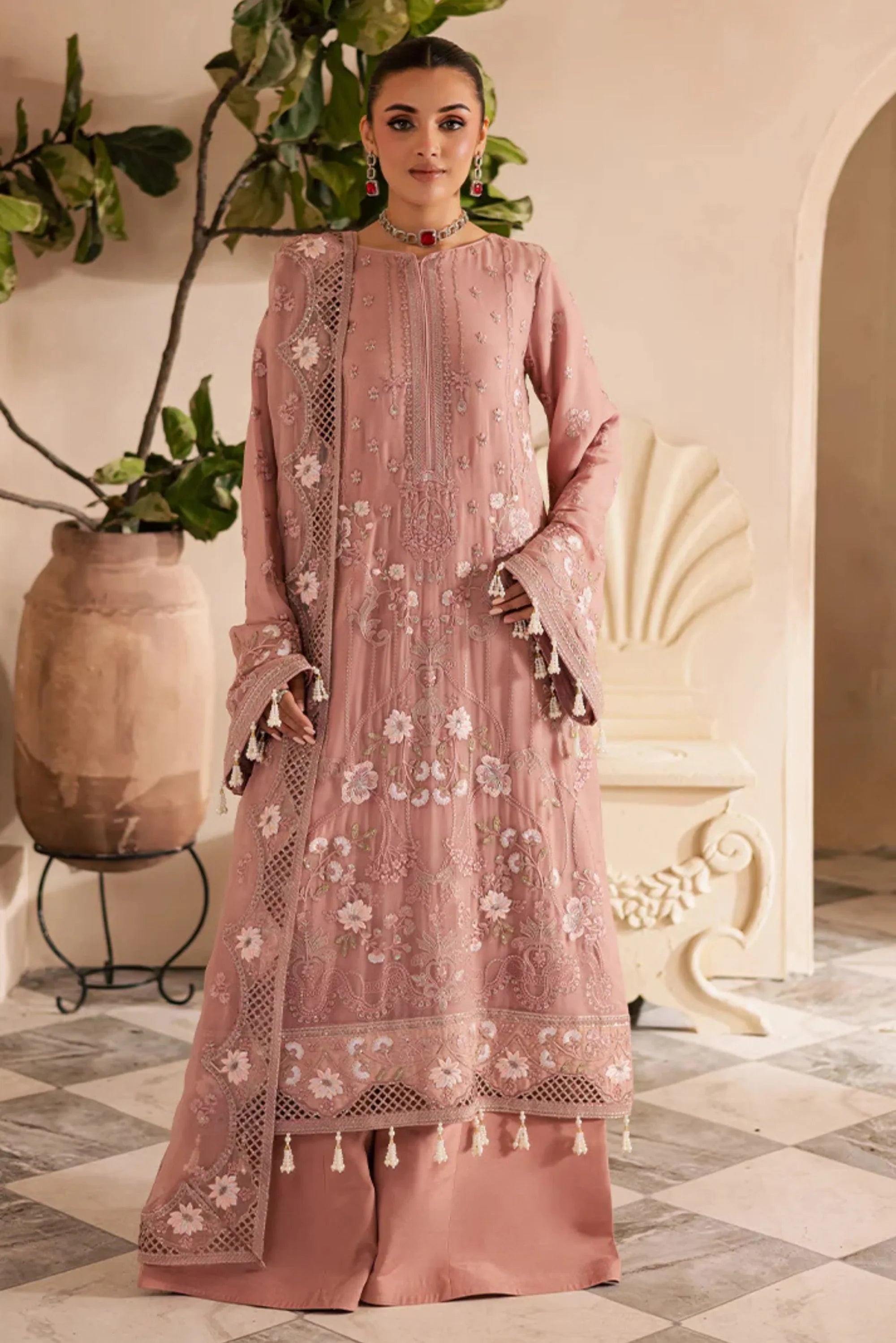 Women's Formal Wear Outfits