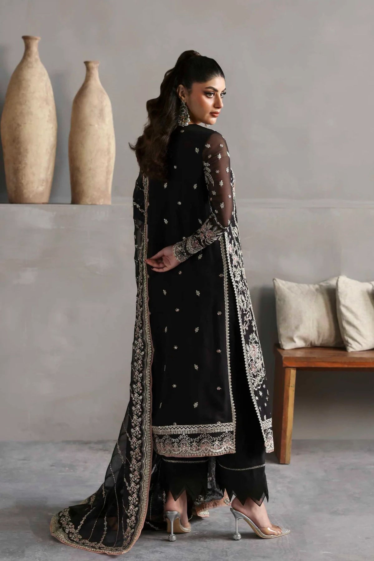 Pakistani Wedding Suits For Women