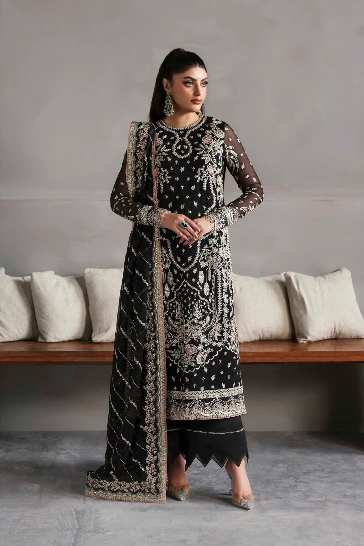 Pakistani Wedding Suits For Women