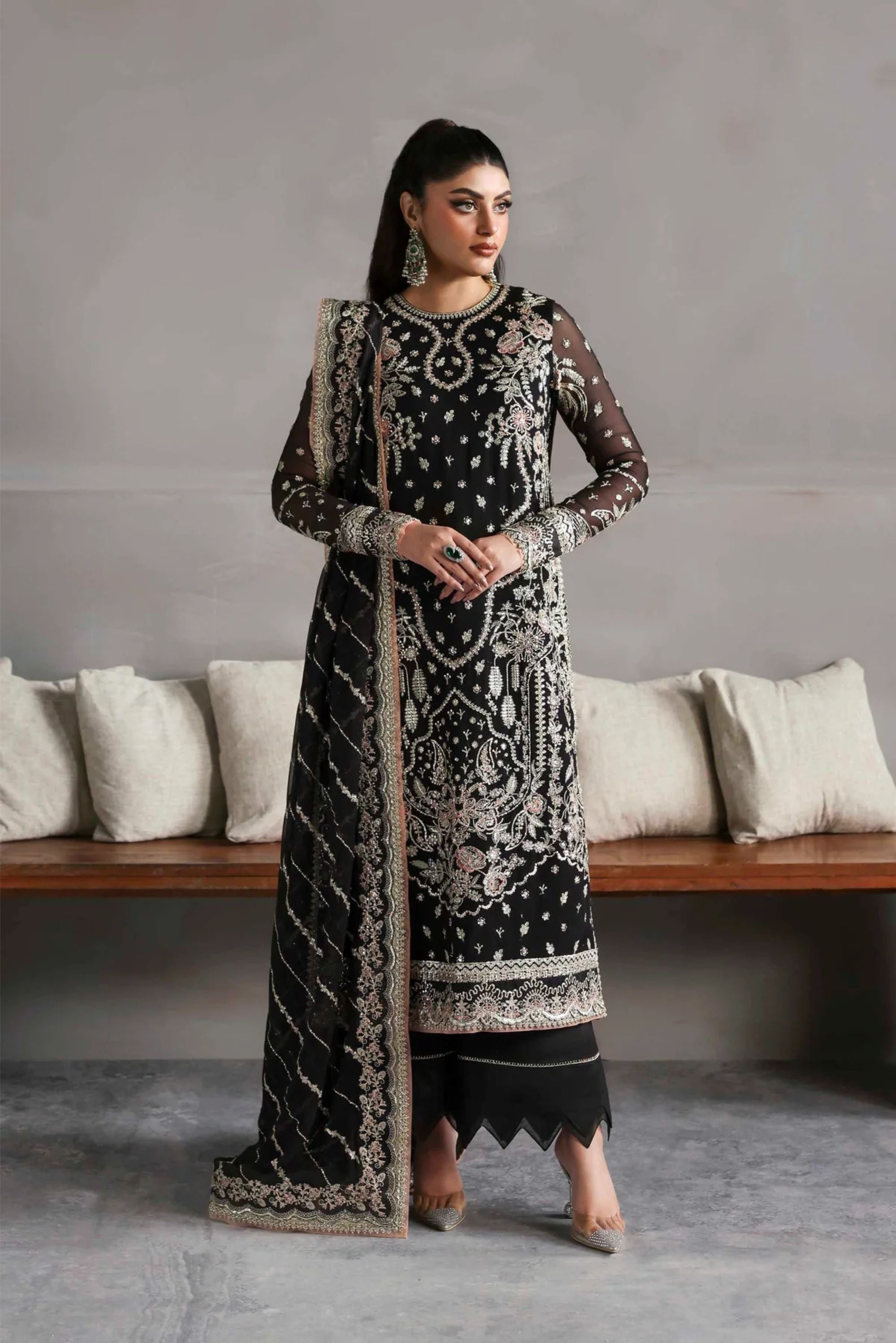 Pakistani Wedding Suits For Women