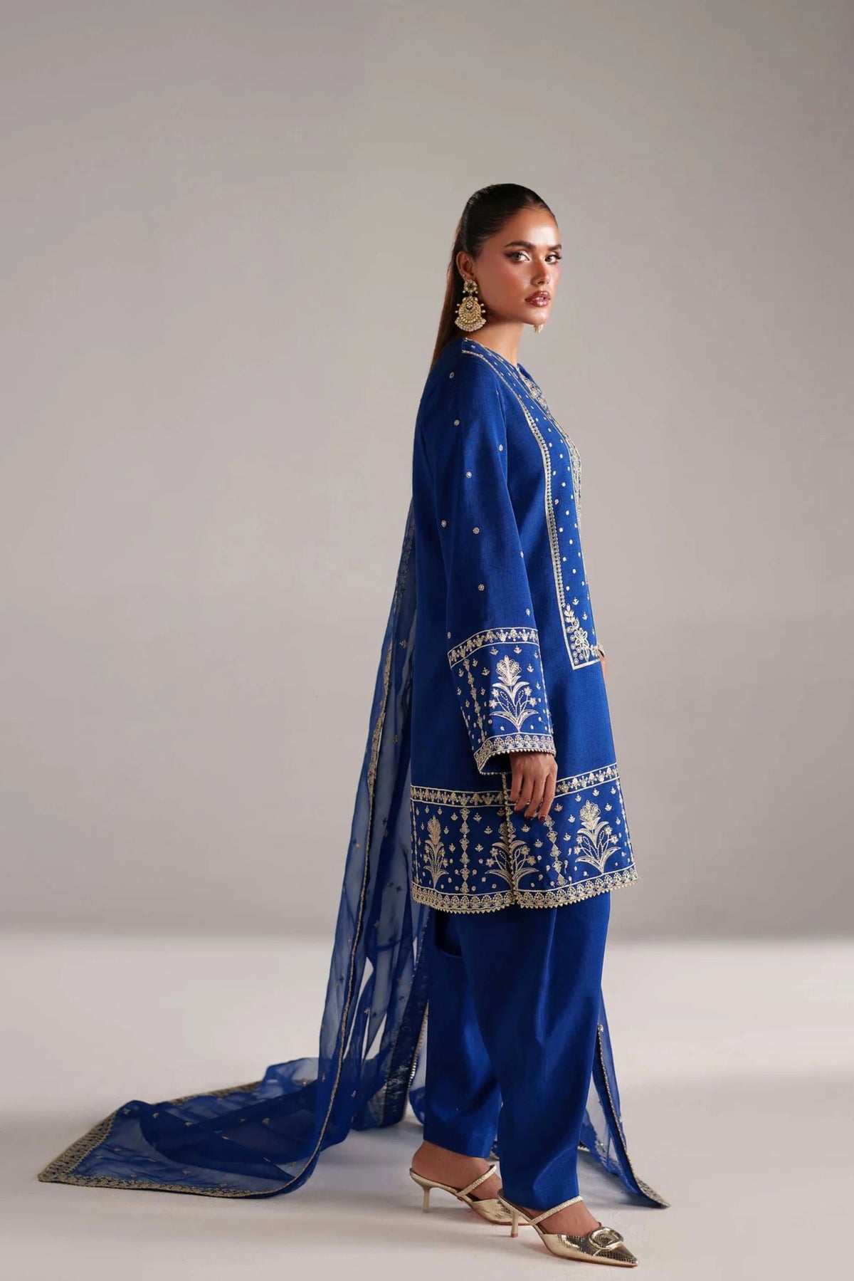 Buy Readymade Suits for Women 