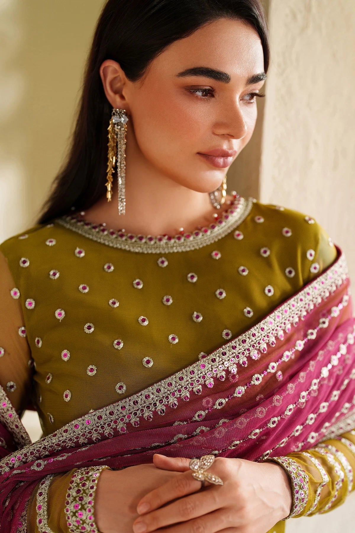 Trendy Wedding Guest Outfits