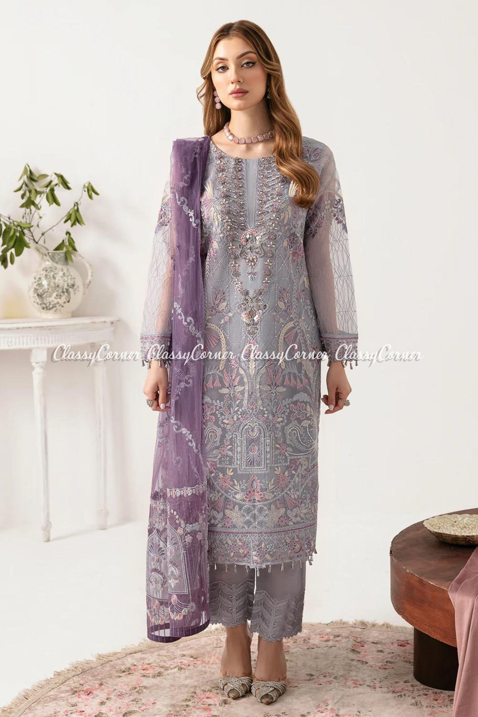 pakistani ladies wedding outfits