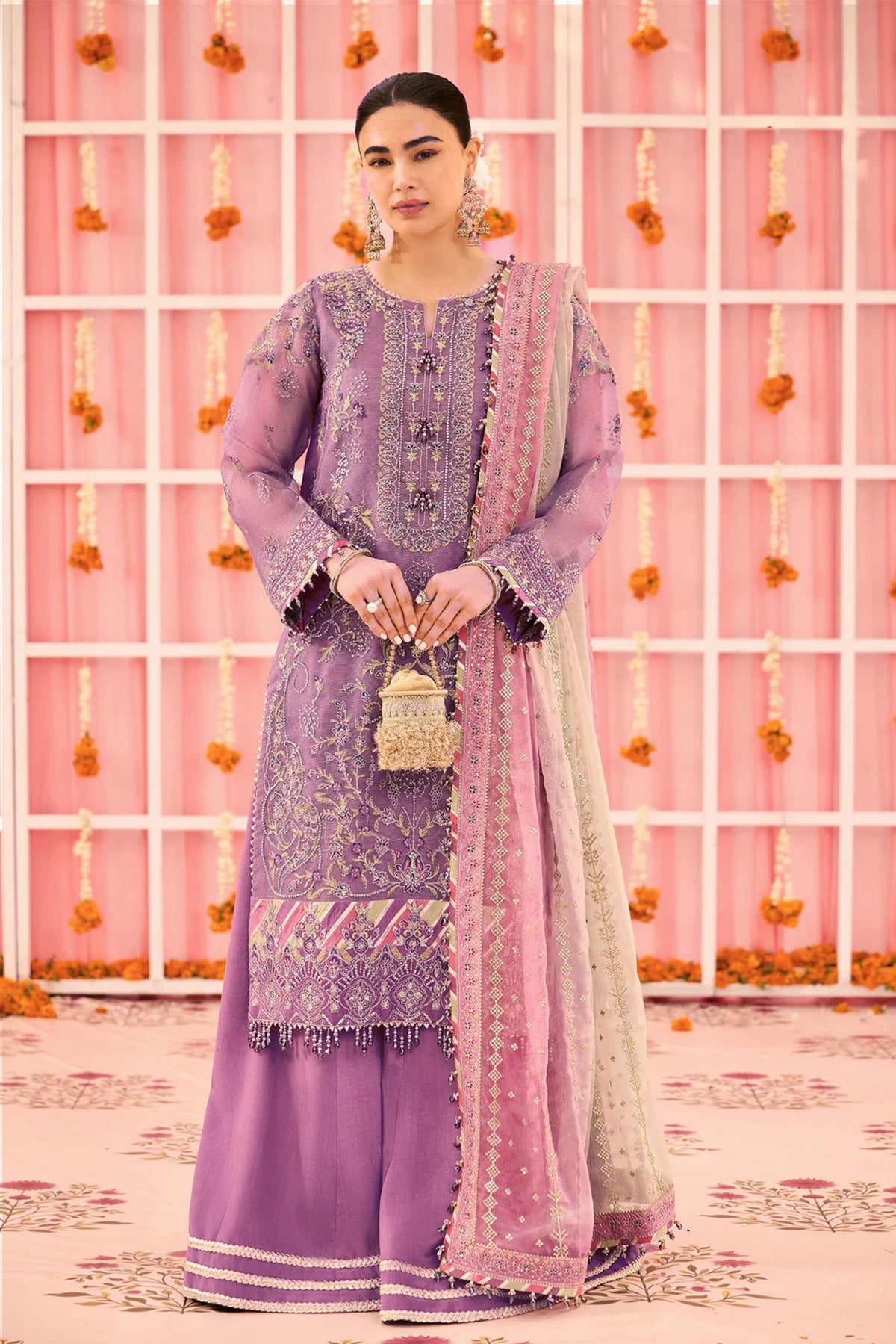 Formal wedding outfits for women