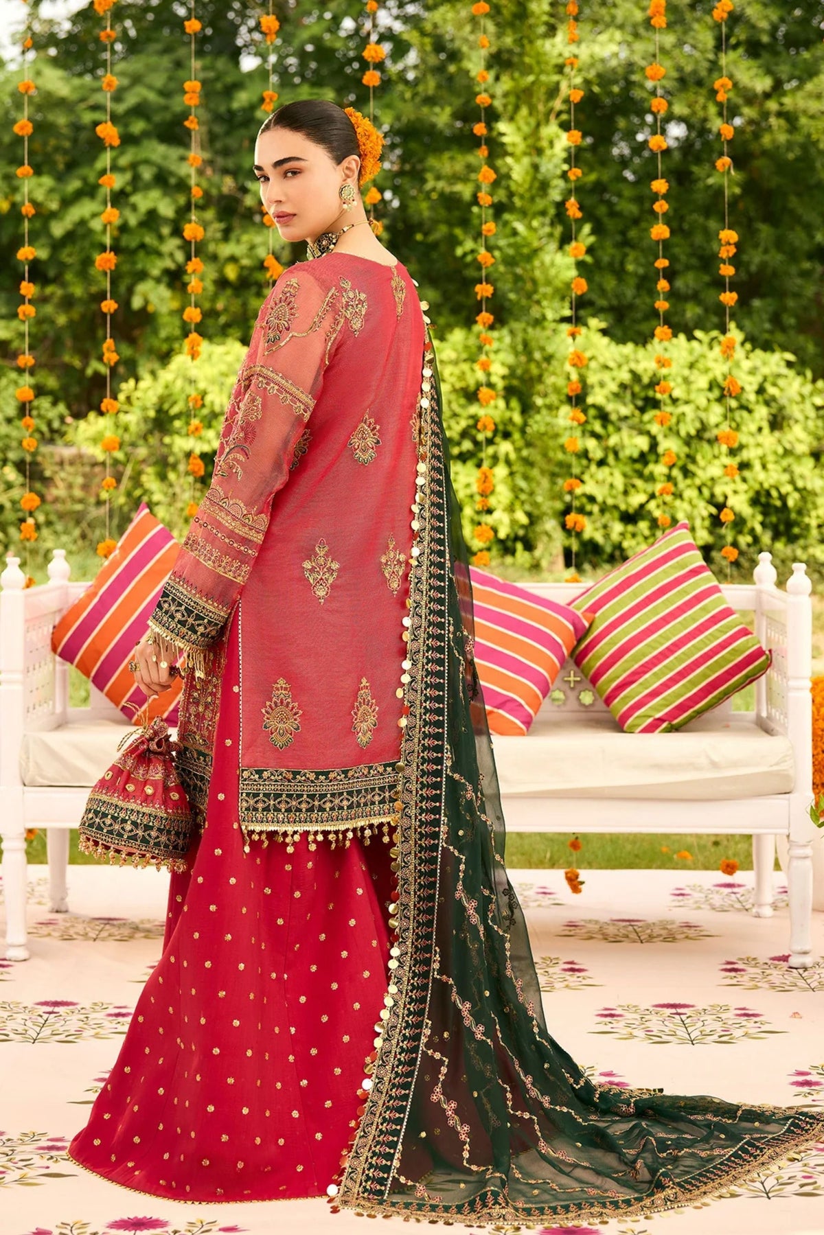 Pakistani Wedding Outfits Online