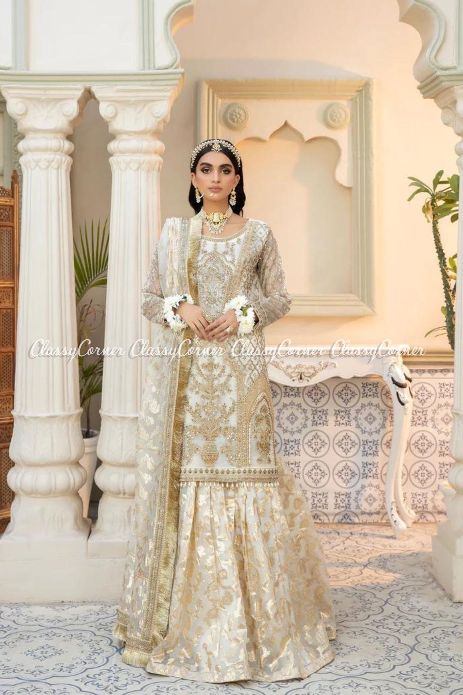 traditional pakistani wedding clothing