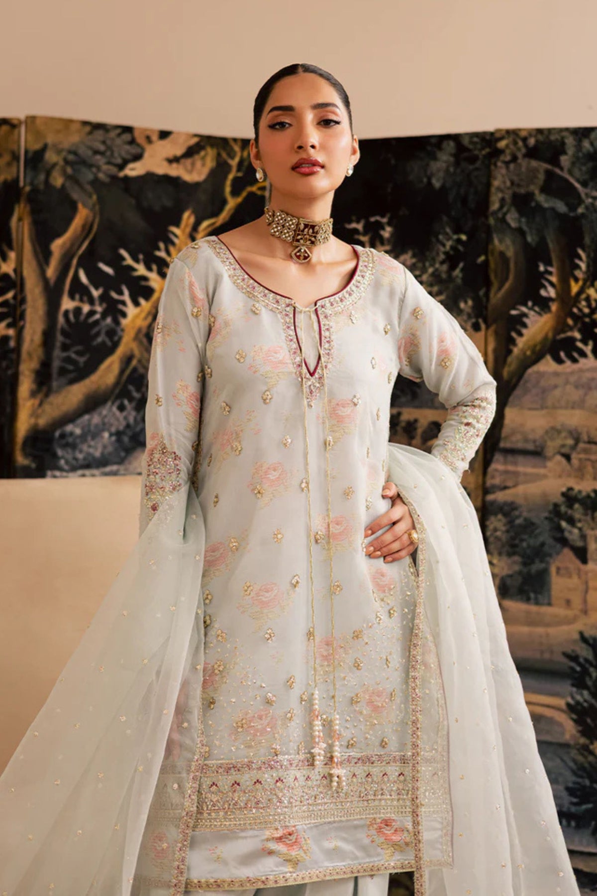 Pakistani Wedding Outfits For Ladies