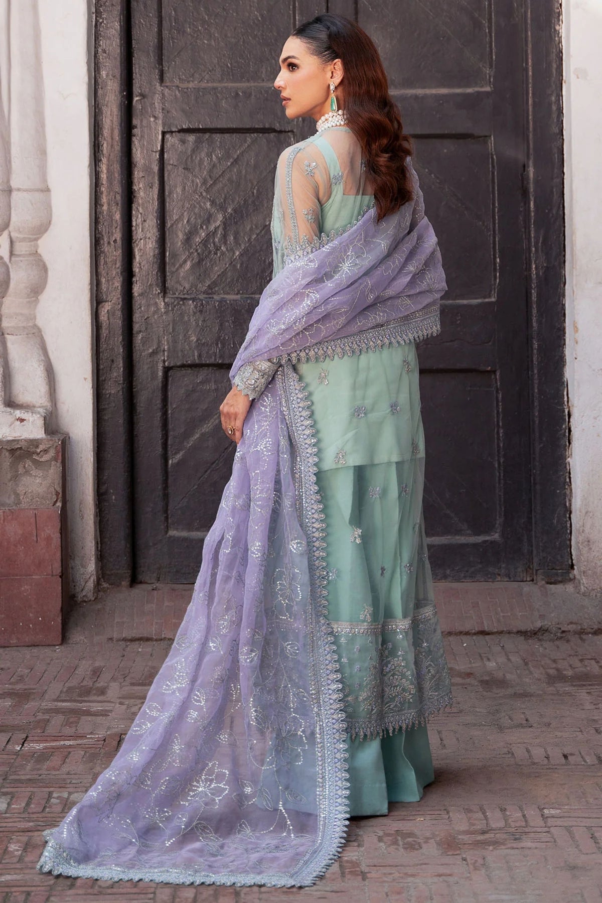 pakistani wedding outfits for sister of the bride