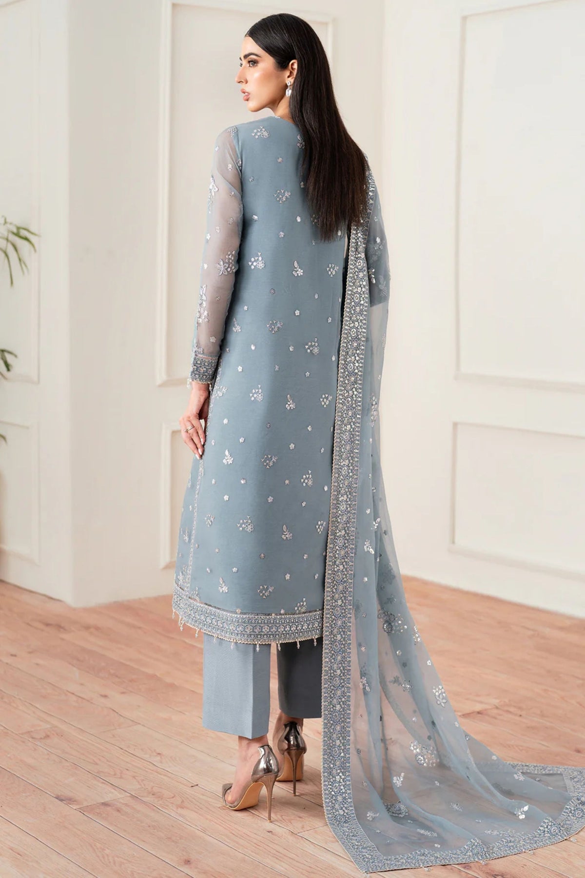 Formal Suits For Pakistani Wedding Function