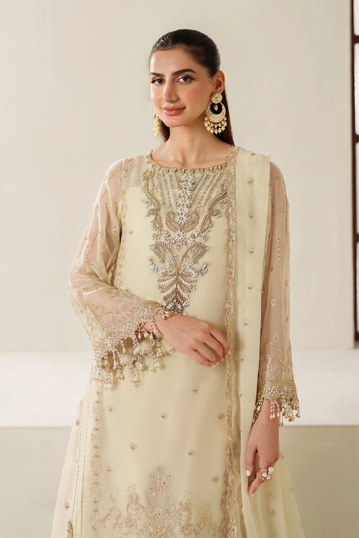 Trendy Wedding Guest Outfits | Women’s Collection 2025