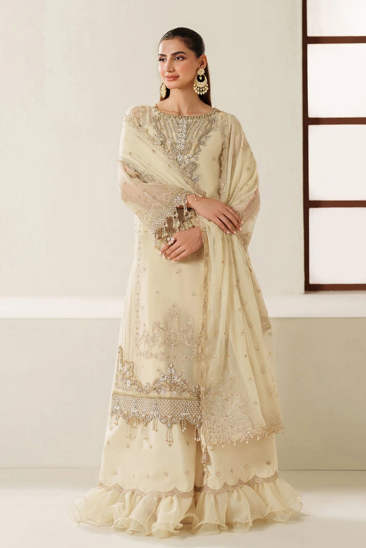 Trendy Wedding Guest Outfits | Women’s Collection 2025