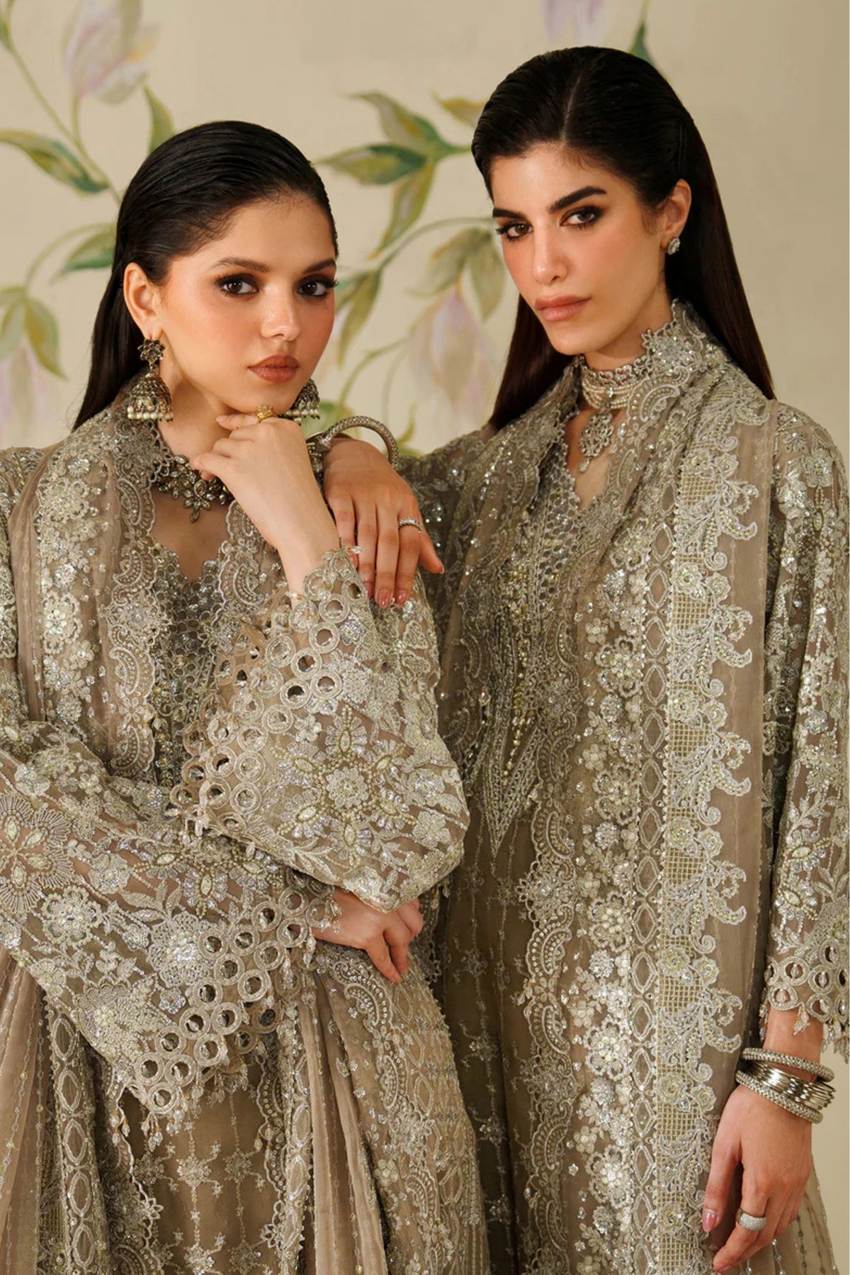 Traditional Pakistani Luxury Outfits