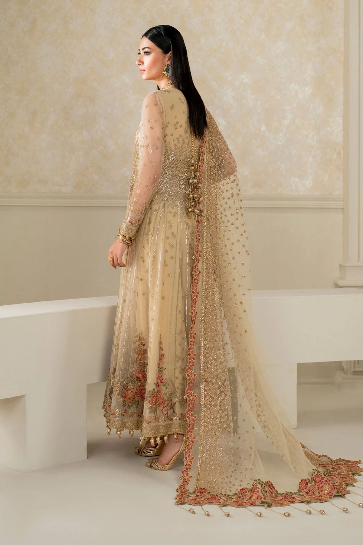 Pakistani Wedding Maxi Gowns For Ladies