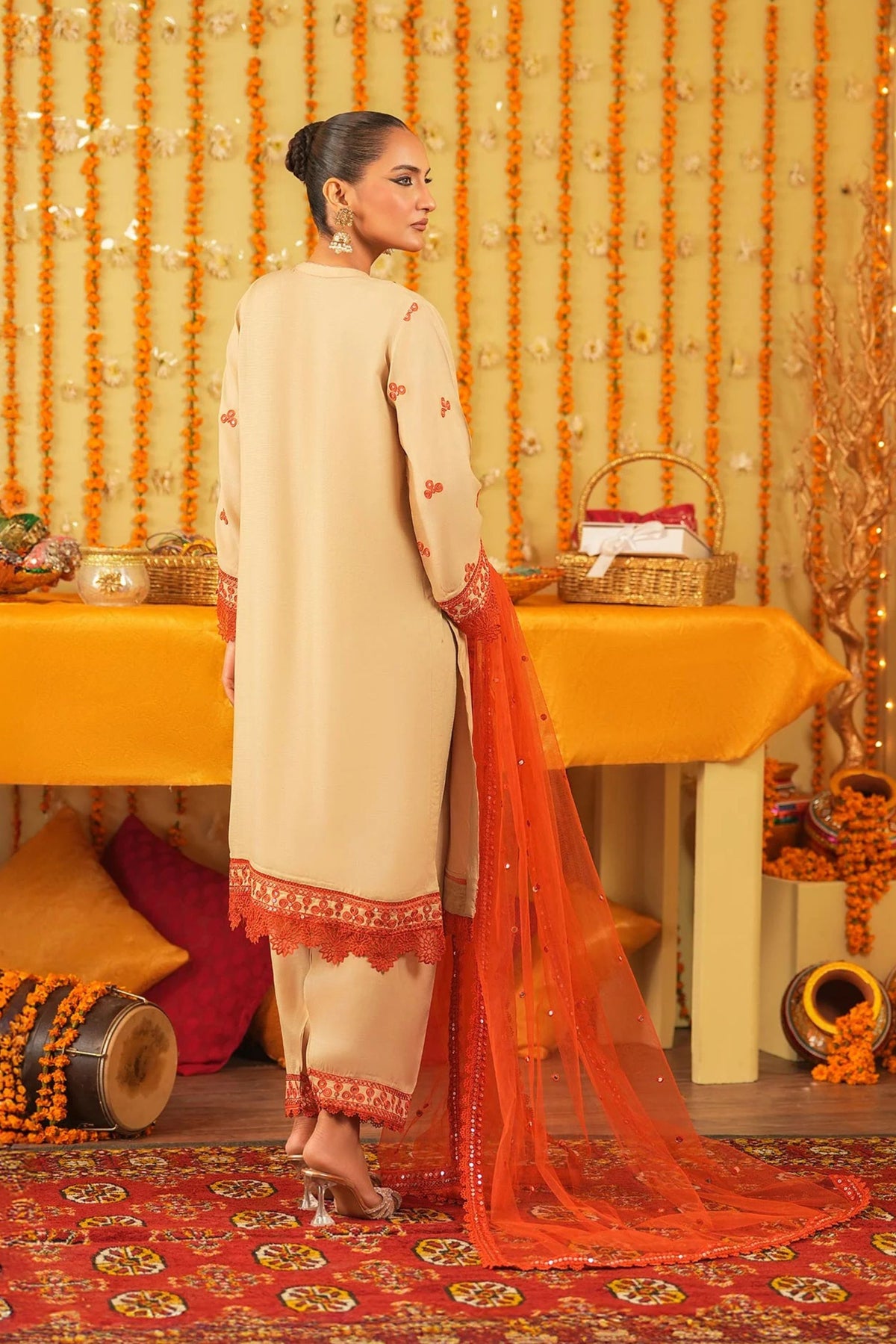 Pakistani Suits To Attend Wedding