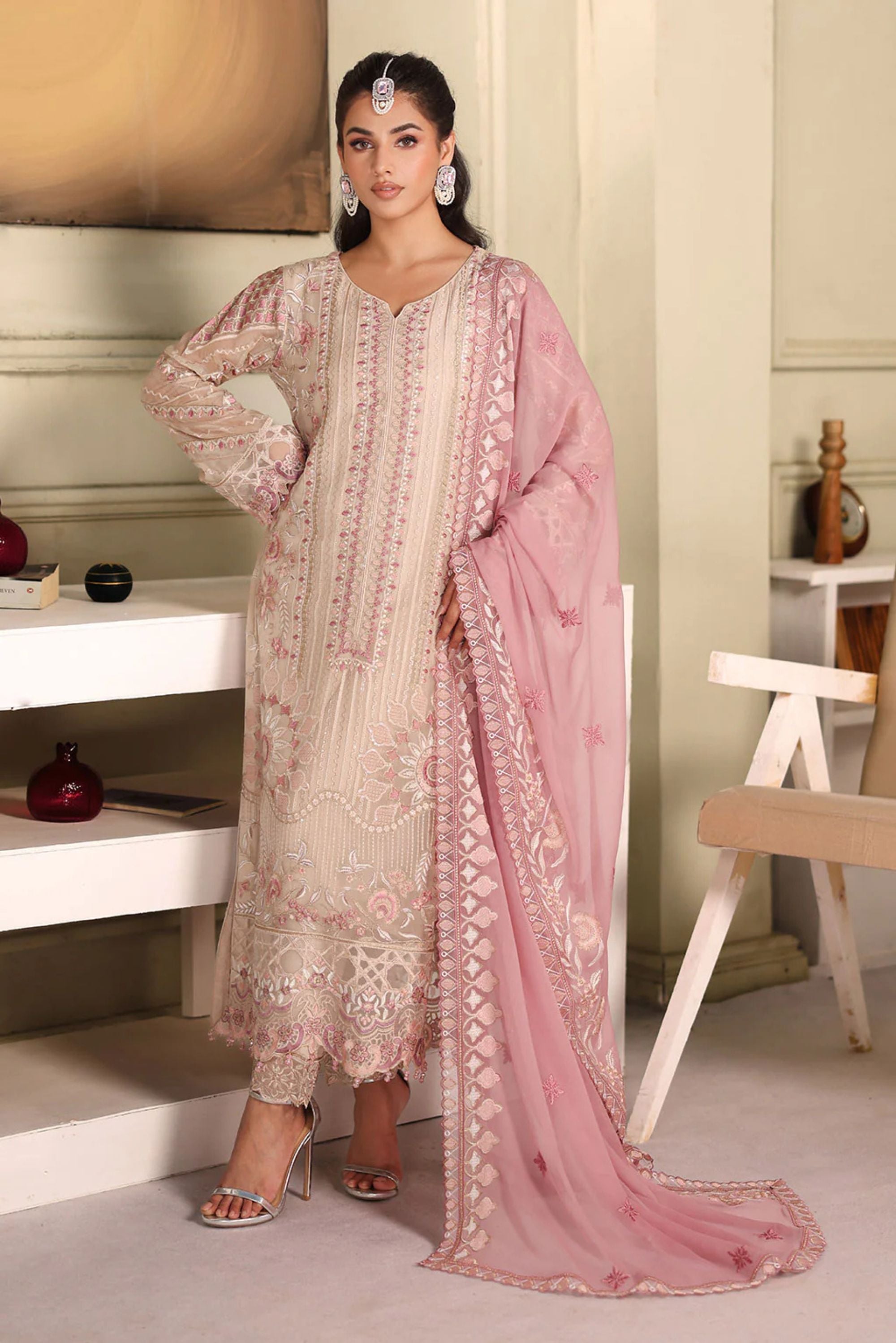 Guest Outfits To Attend Pakistani Wedding