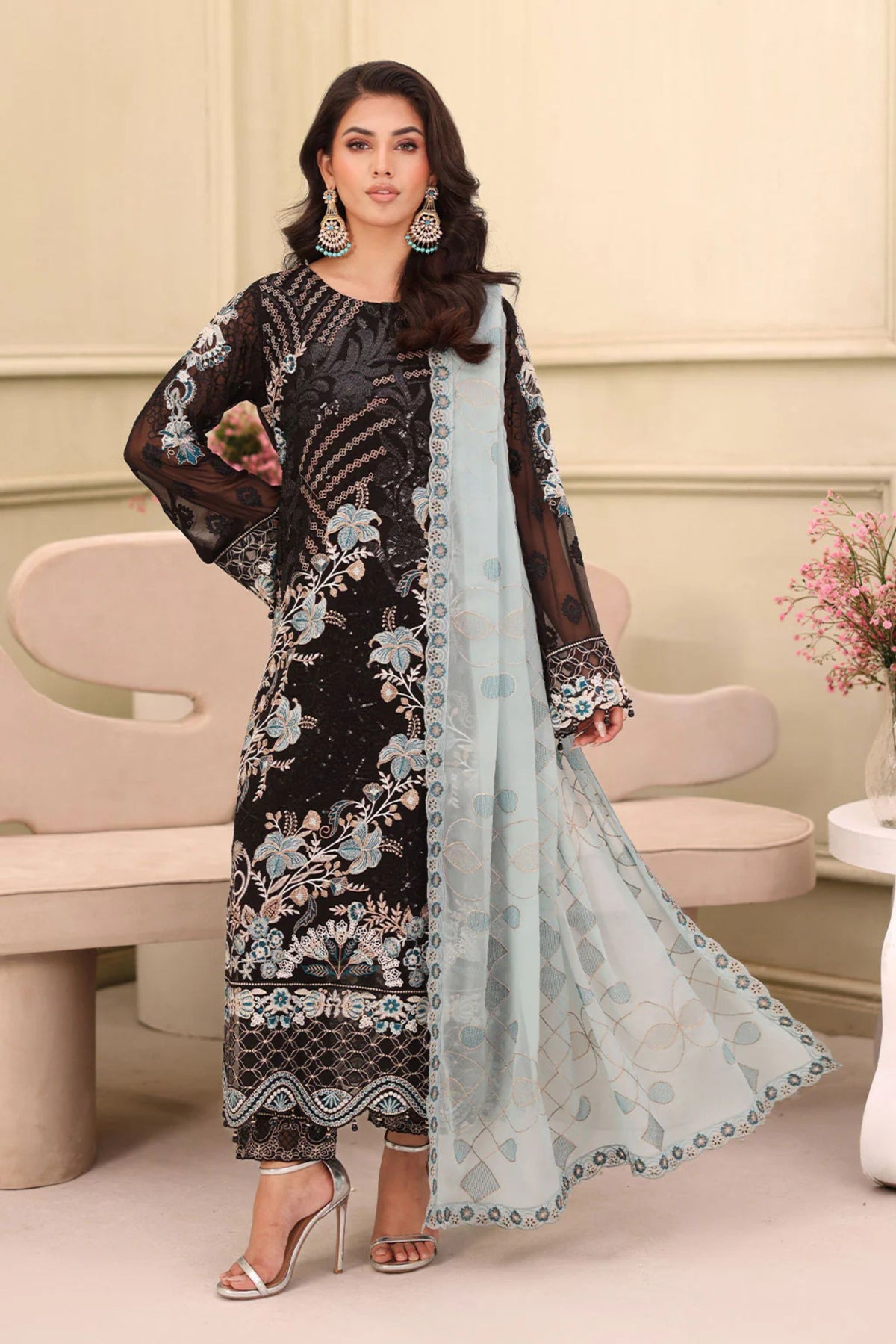 Formal Suits For Pakistani Wedding Function