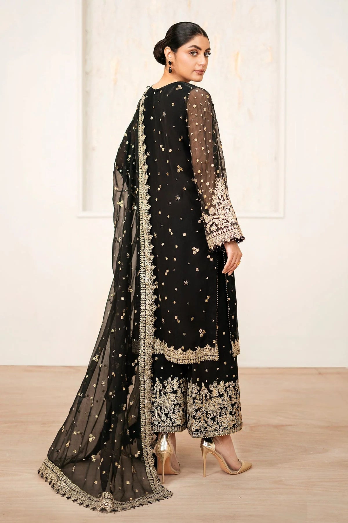Best Pakistani Wedding Outfits | Canberra AU