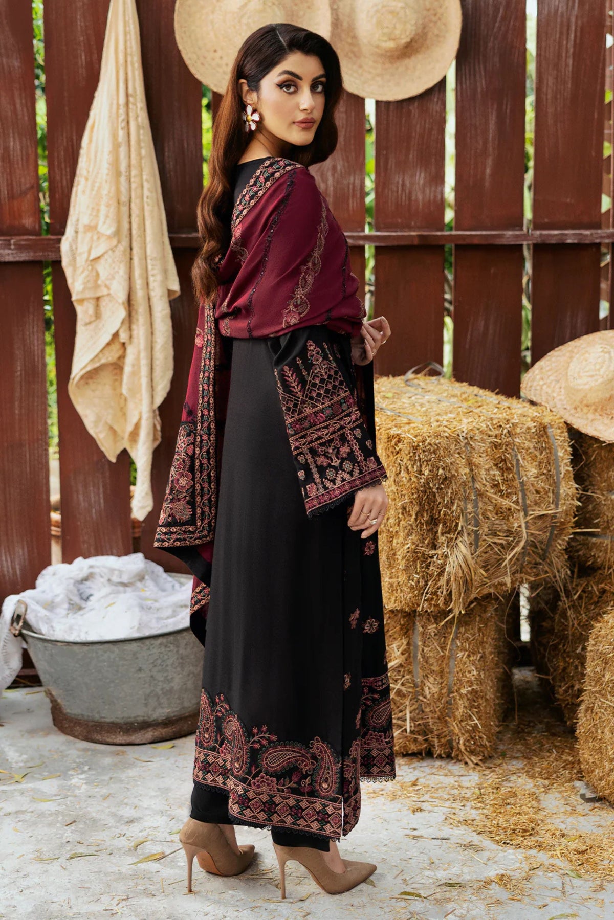 Pakistani Winter Outfits Online In Sydney AU