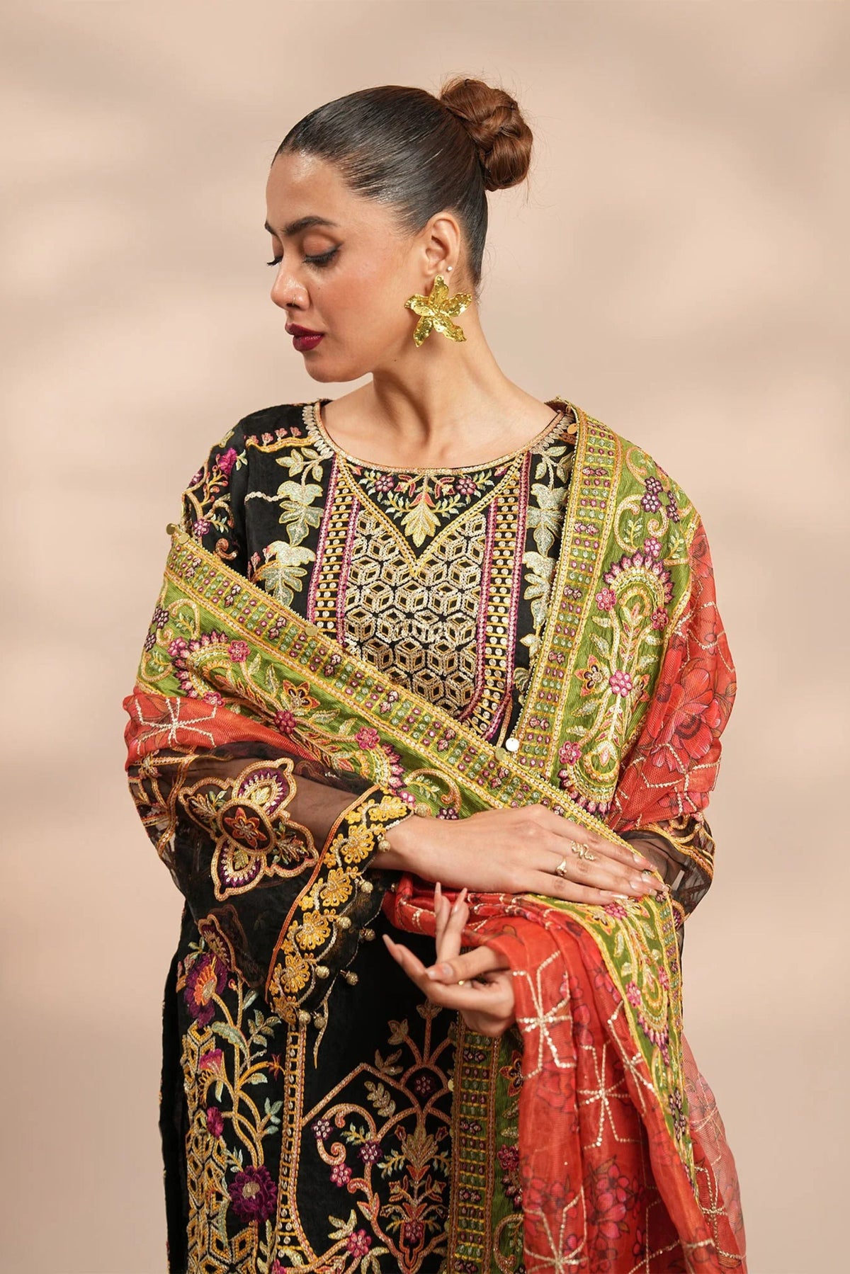 Pakistani Wedding Outfits For Guests