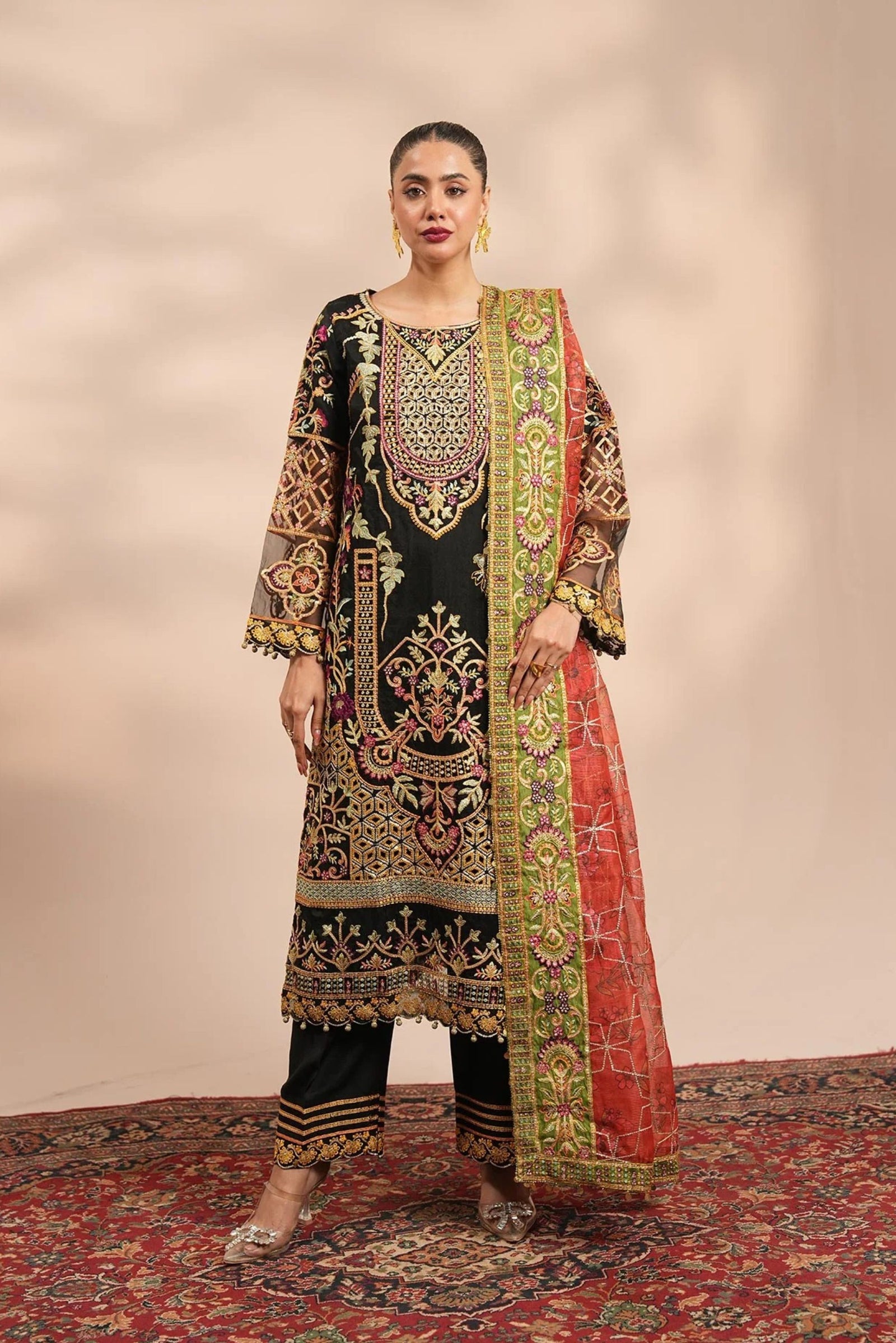 Pakistani Wedding Outfits For Guests