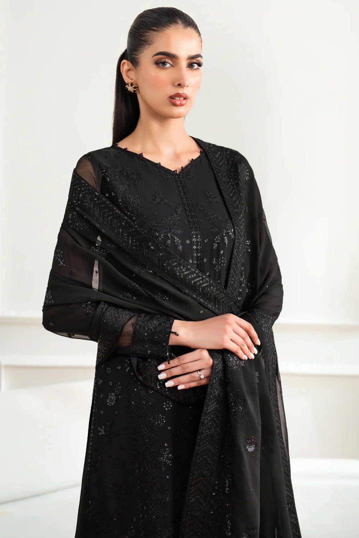 Pakistani Sharara Suit For Wedding