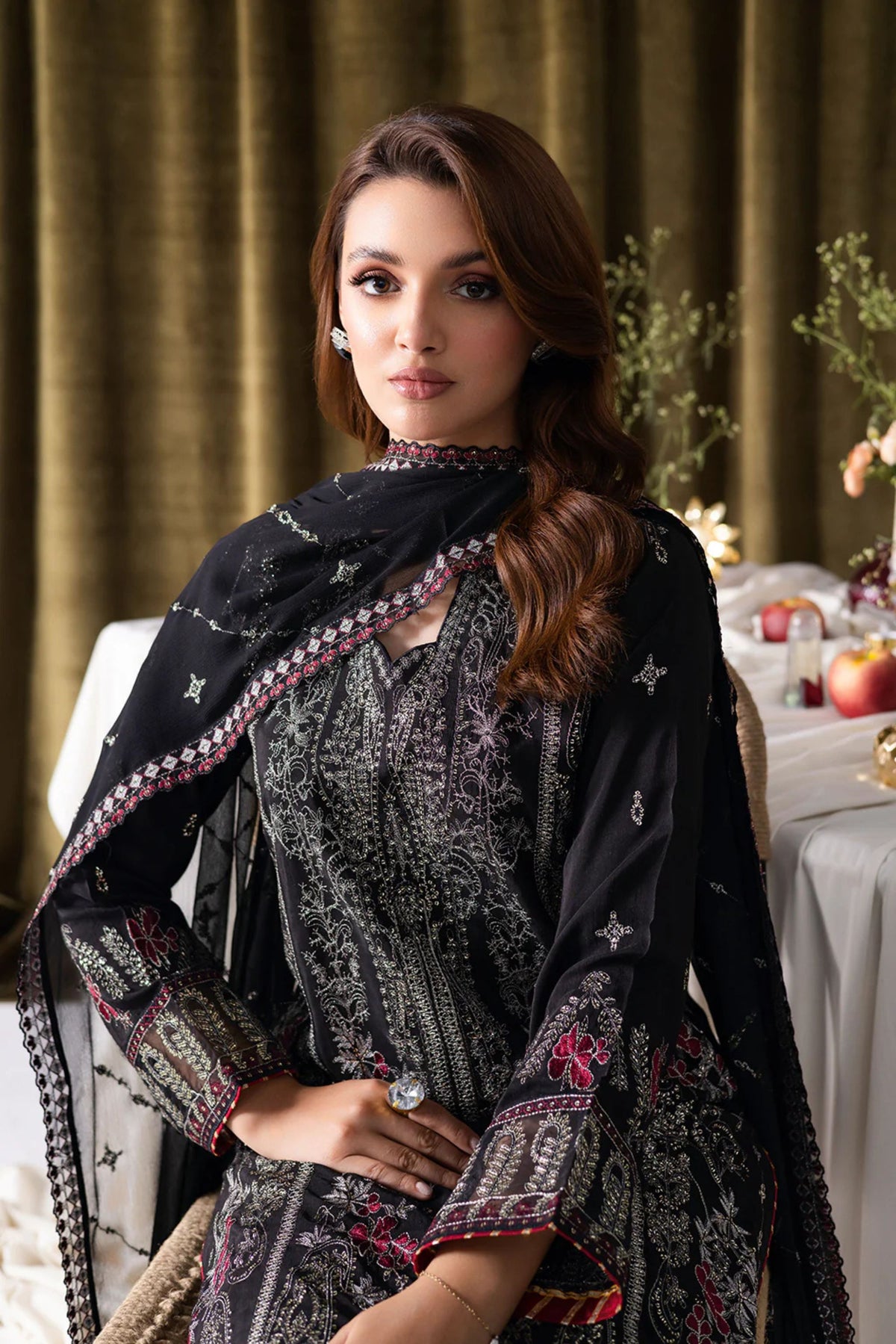 Pakistani Wedding Guest Outfits 2024