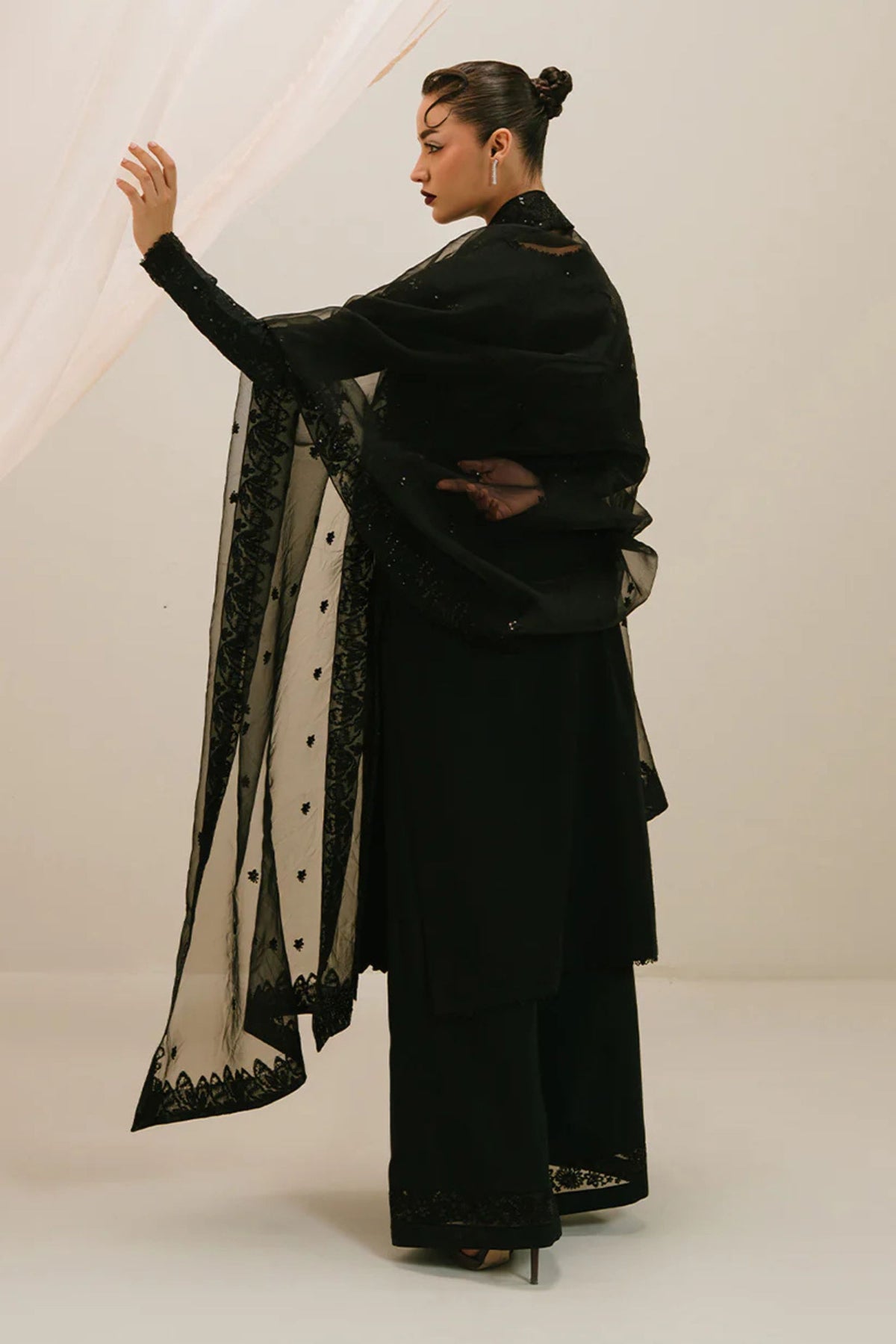 Pakistani Wedding Party Outfits In Canberra