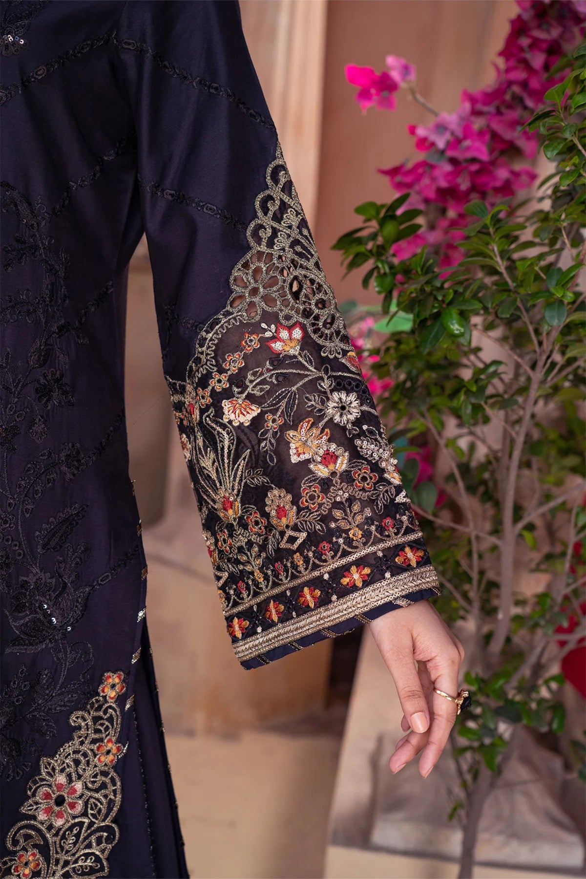 Formal Suits For Pakistani Wedding Function