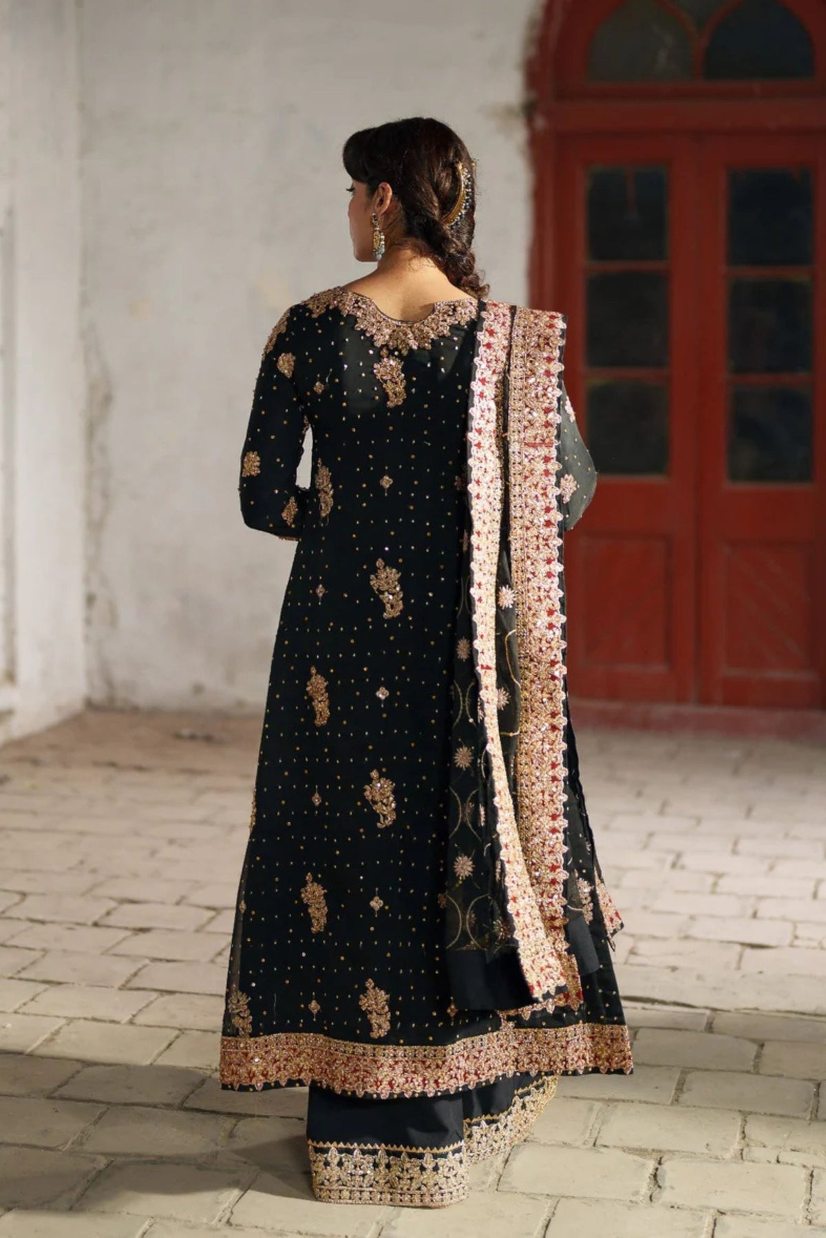 Pakistani Wedding Ensembles In Australia