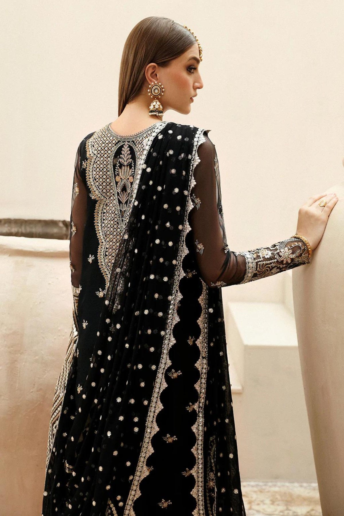 Pakistani Wedding Party Outfits