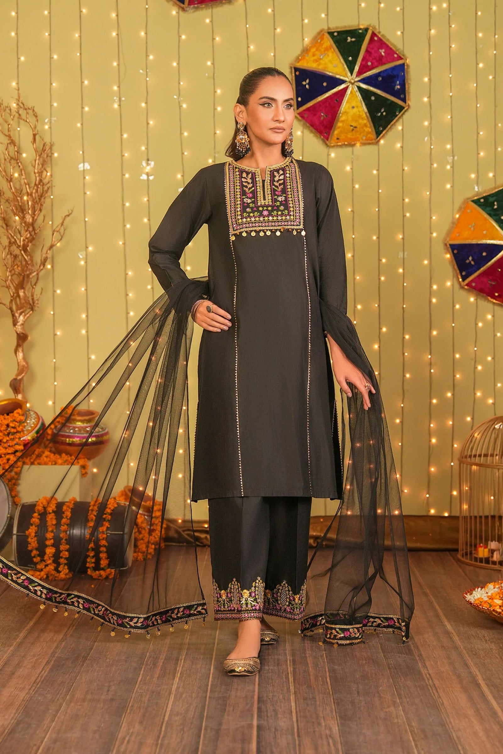 Desi Pakistani Wedding Outfits 