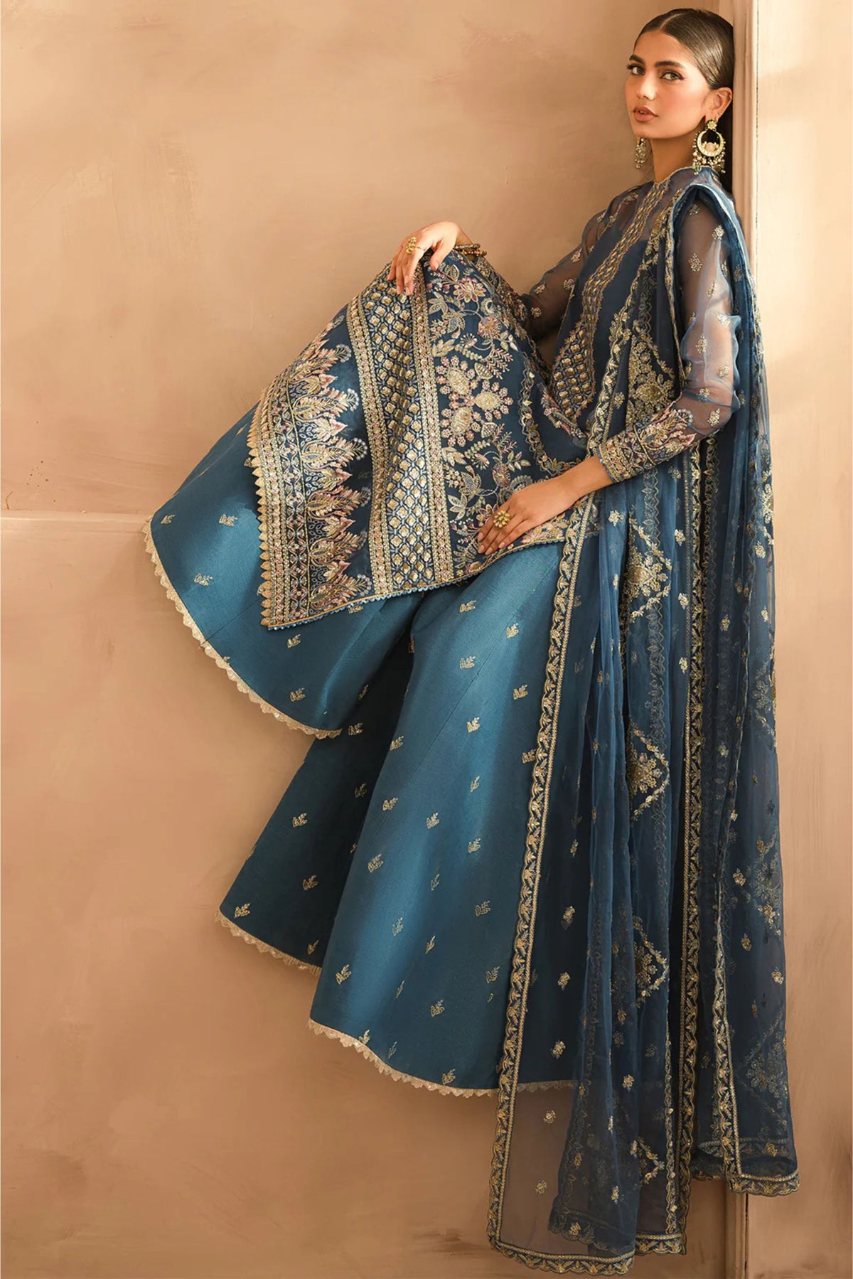Pakistani Wedding wear Sharara online