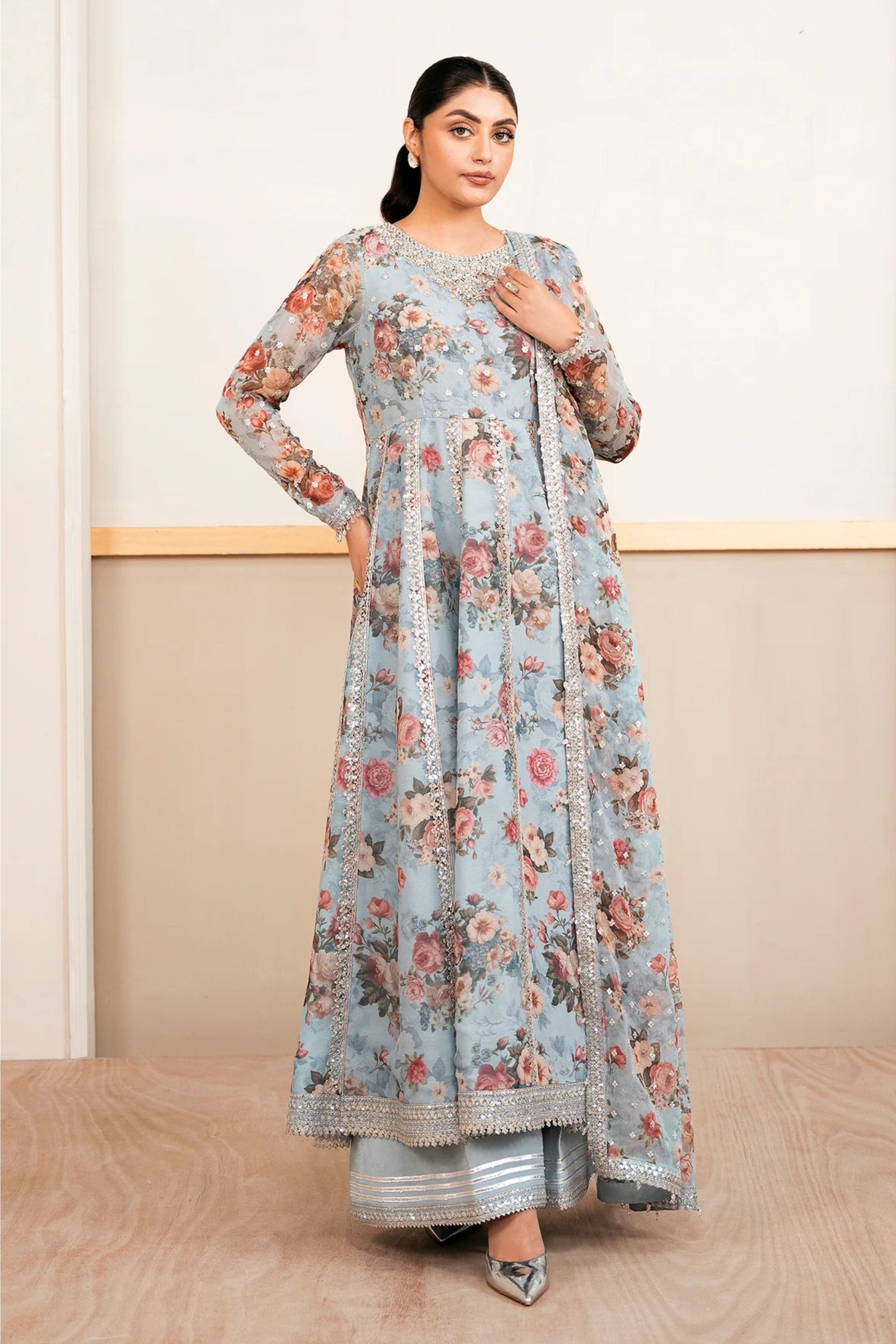 Pakistani Wedding Clothes For Females