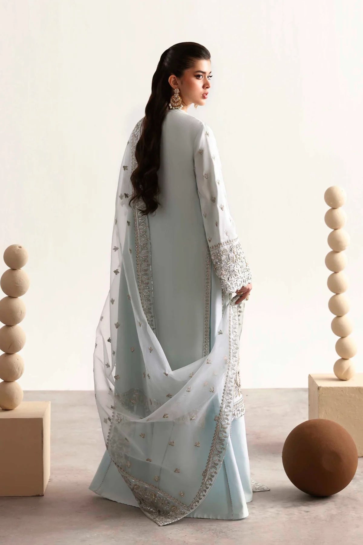 Trendy Wedding Guest Outfits