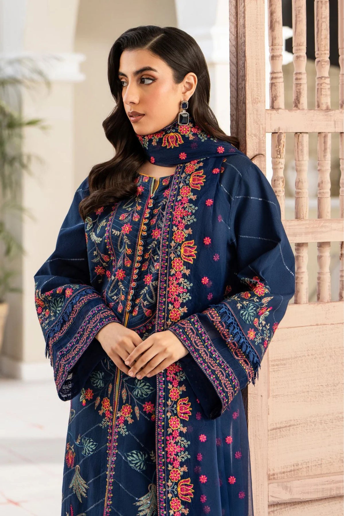 Pakistani Formal Outfits for Get Together
