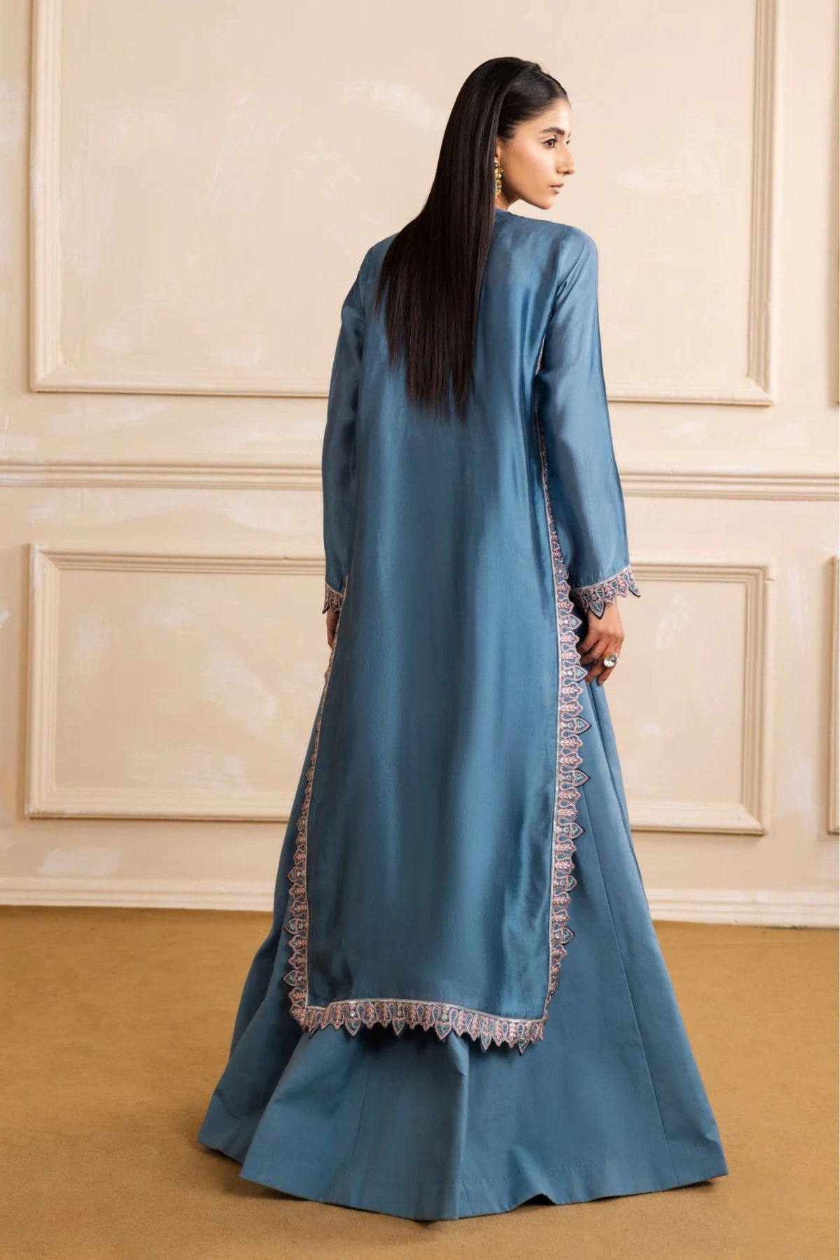 Party wear Pakistani outfits Online