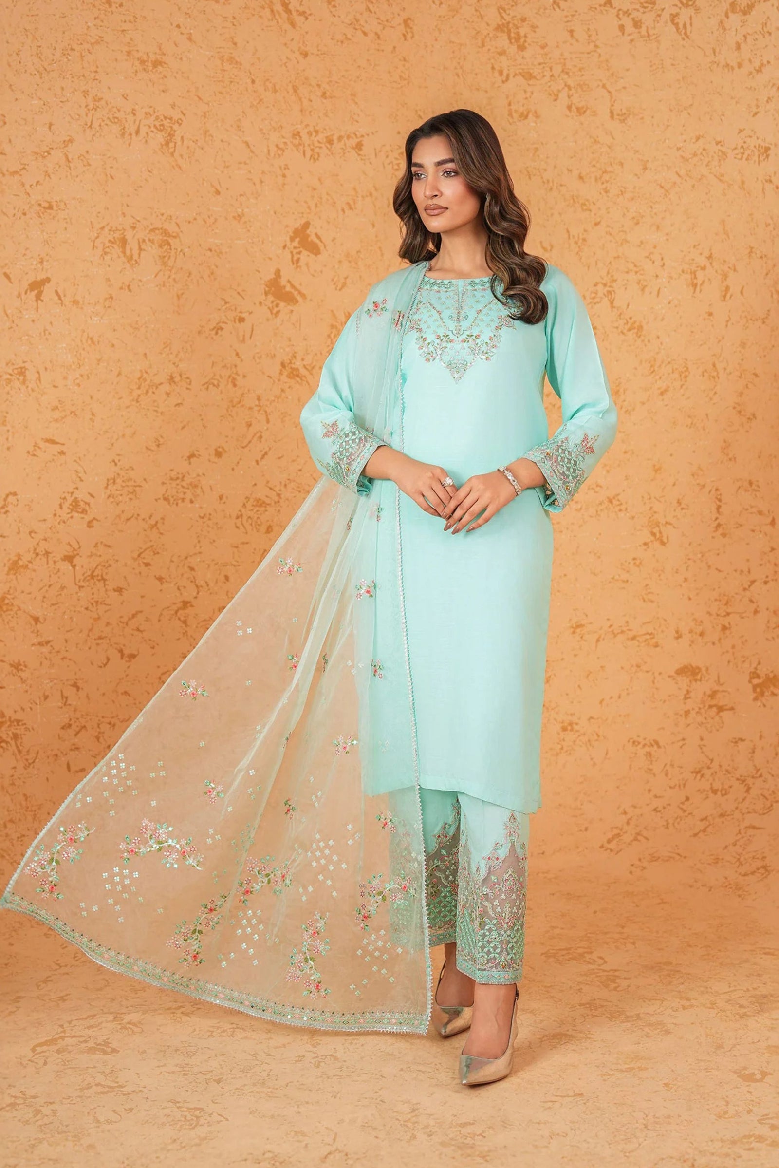 Pakistani Party Wear Dresses Online