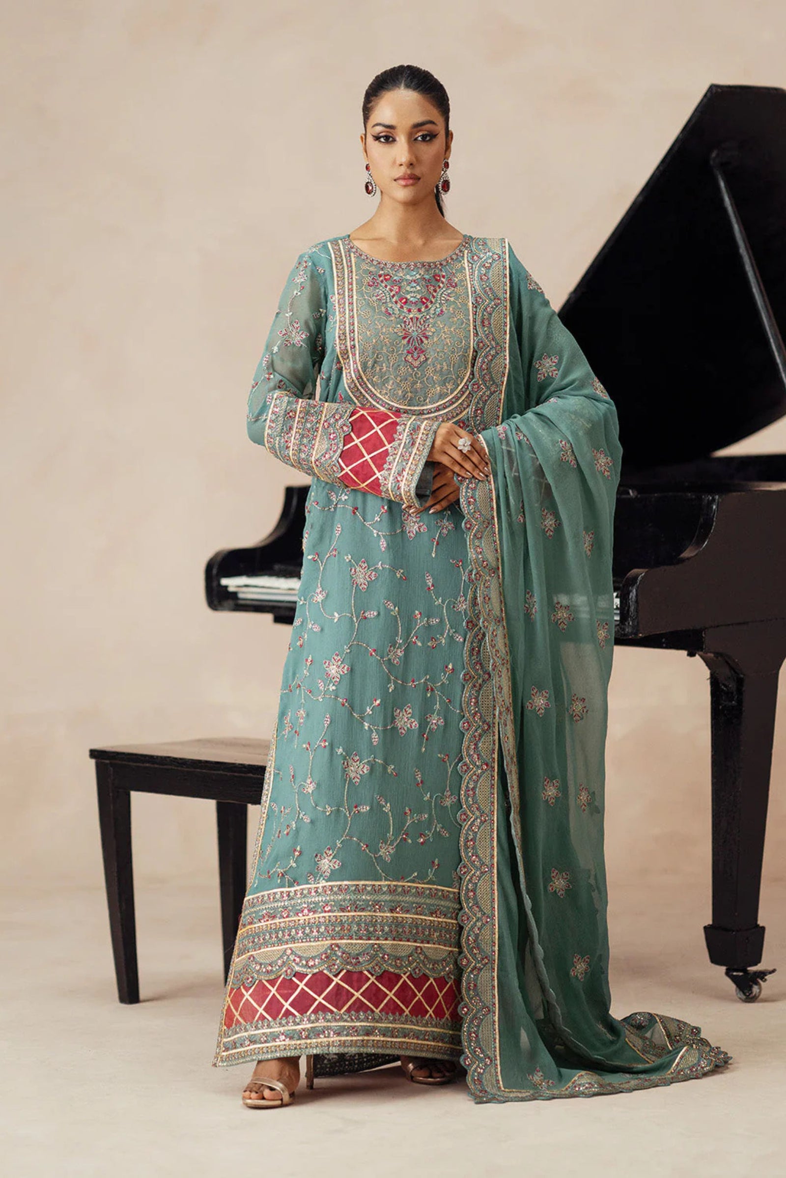 Pakistani Wedding Suits For Women In Sydney