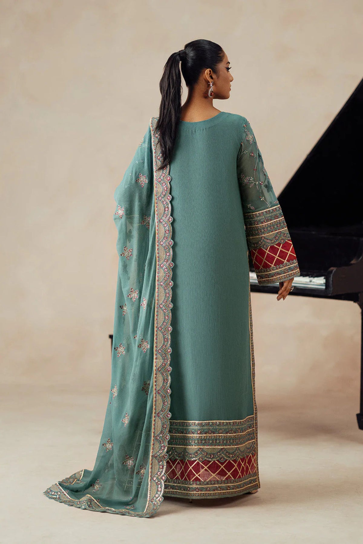 Pakistani Wedding Suits For Women In Sydney