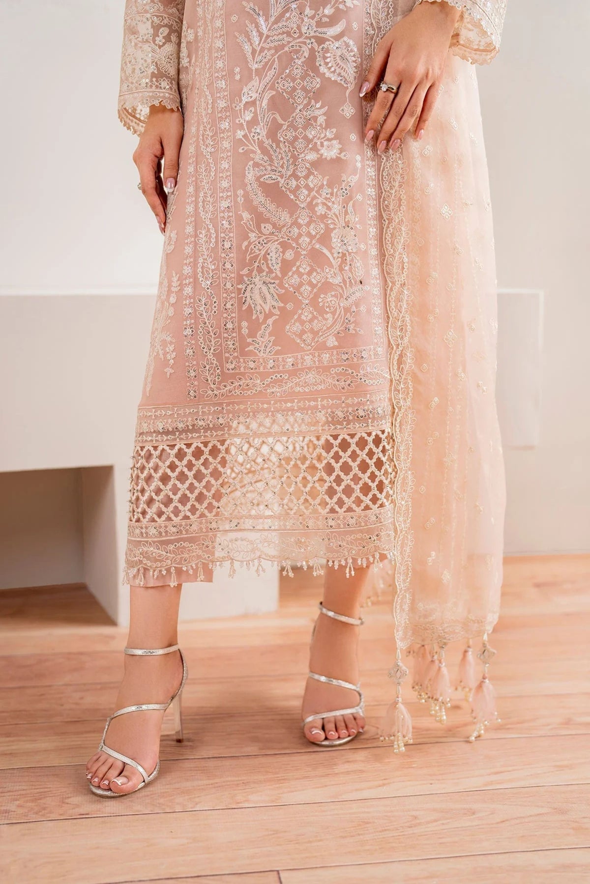 Pakistani Wedding Suits For Women | Sydney AU