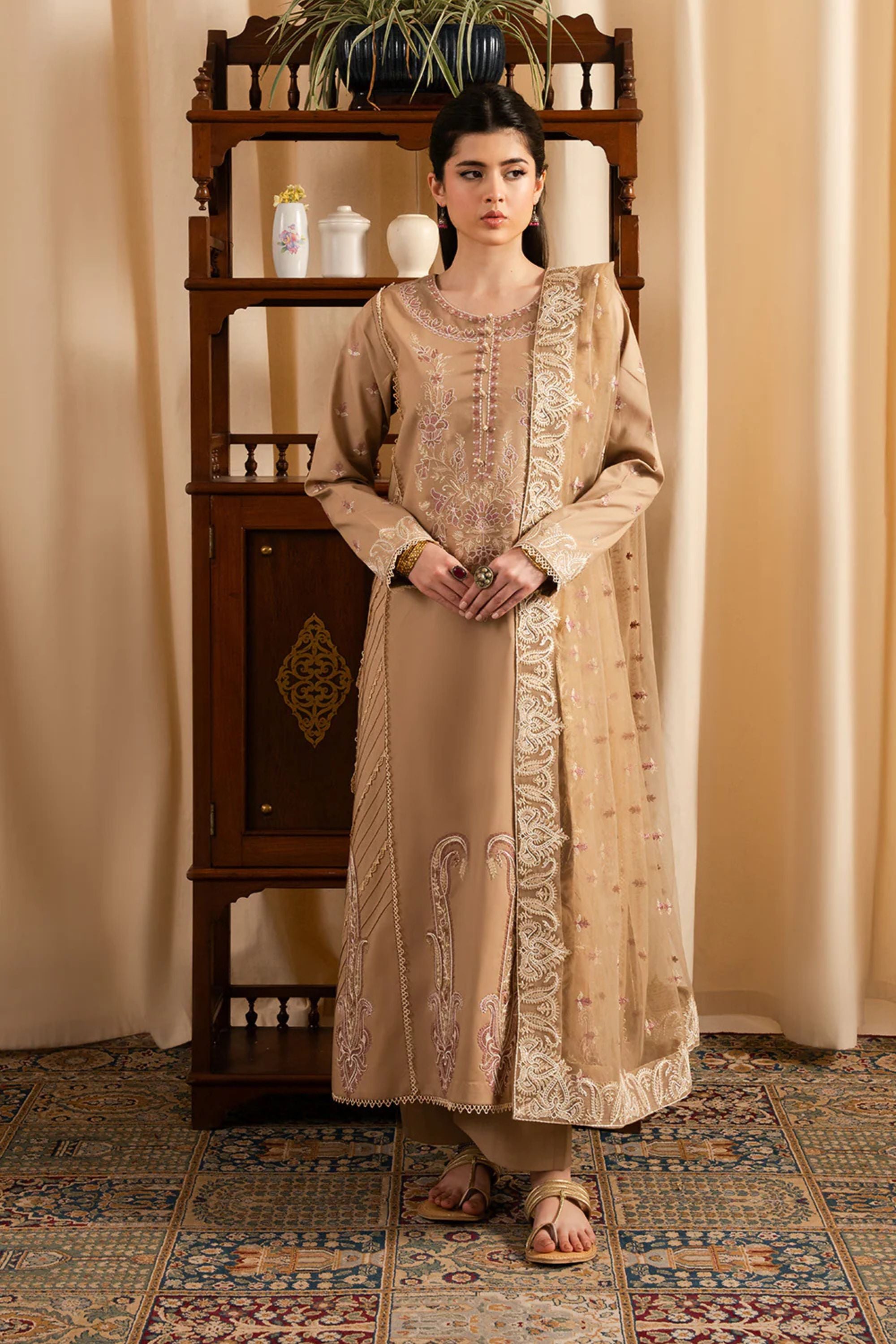 Formal Suits For Pakistani Functions In Australia