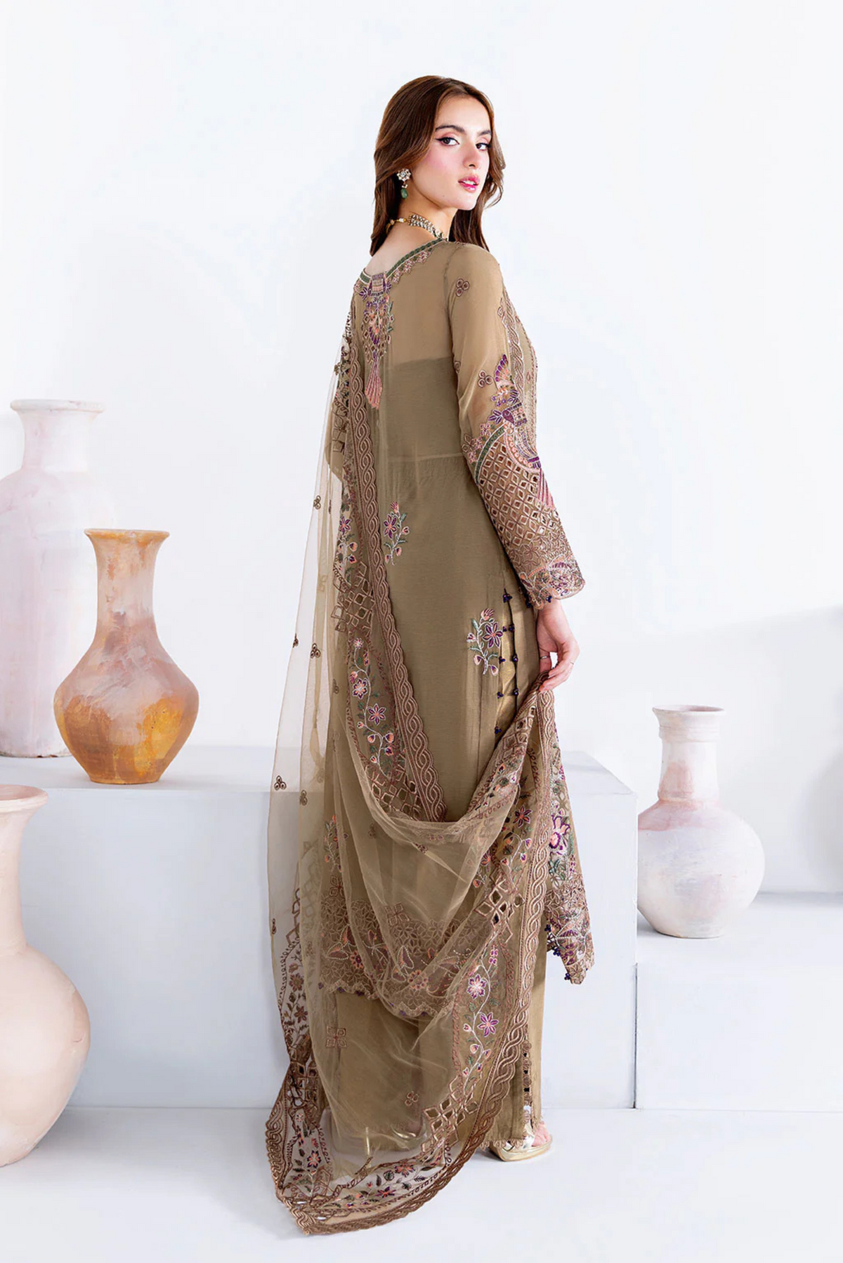 Pakistani Wedding Ensembles For Ladies In Australia
