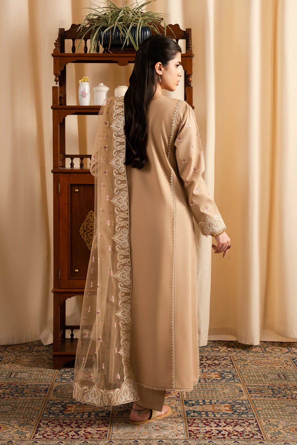 Formal Suits For Pakistani Functions In Australia