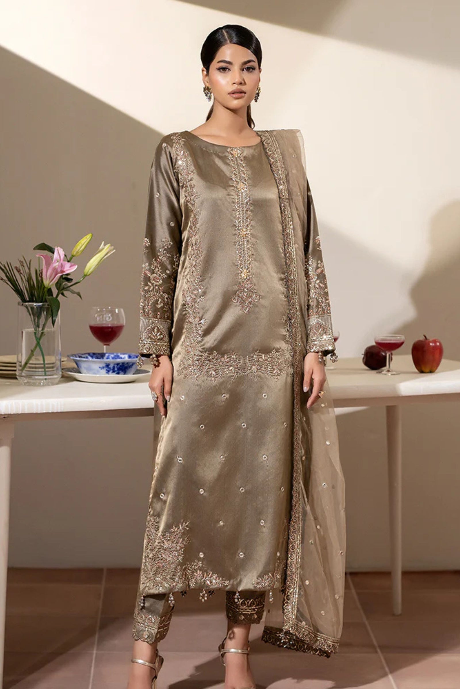 Pakistani Wedding Suits For Women
