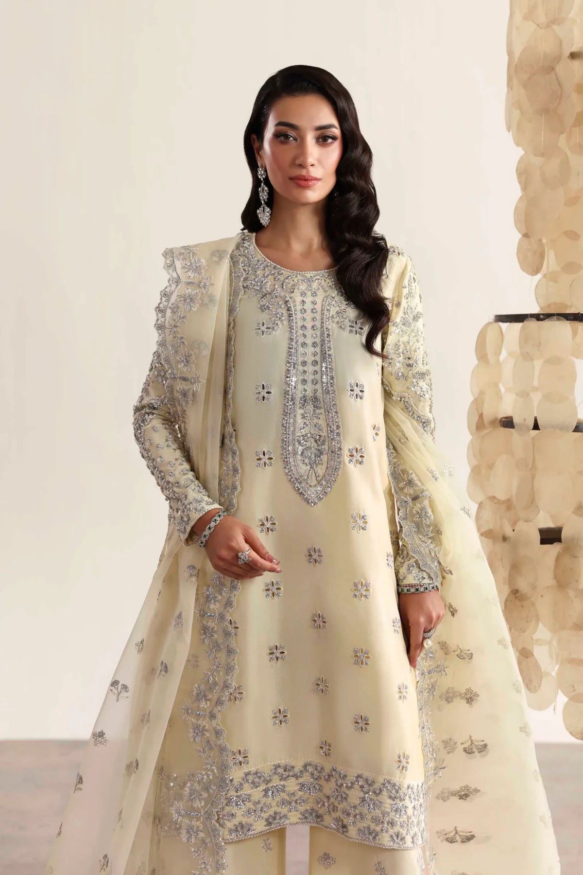 Discover Stylish Dresses for Wedding Guests