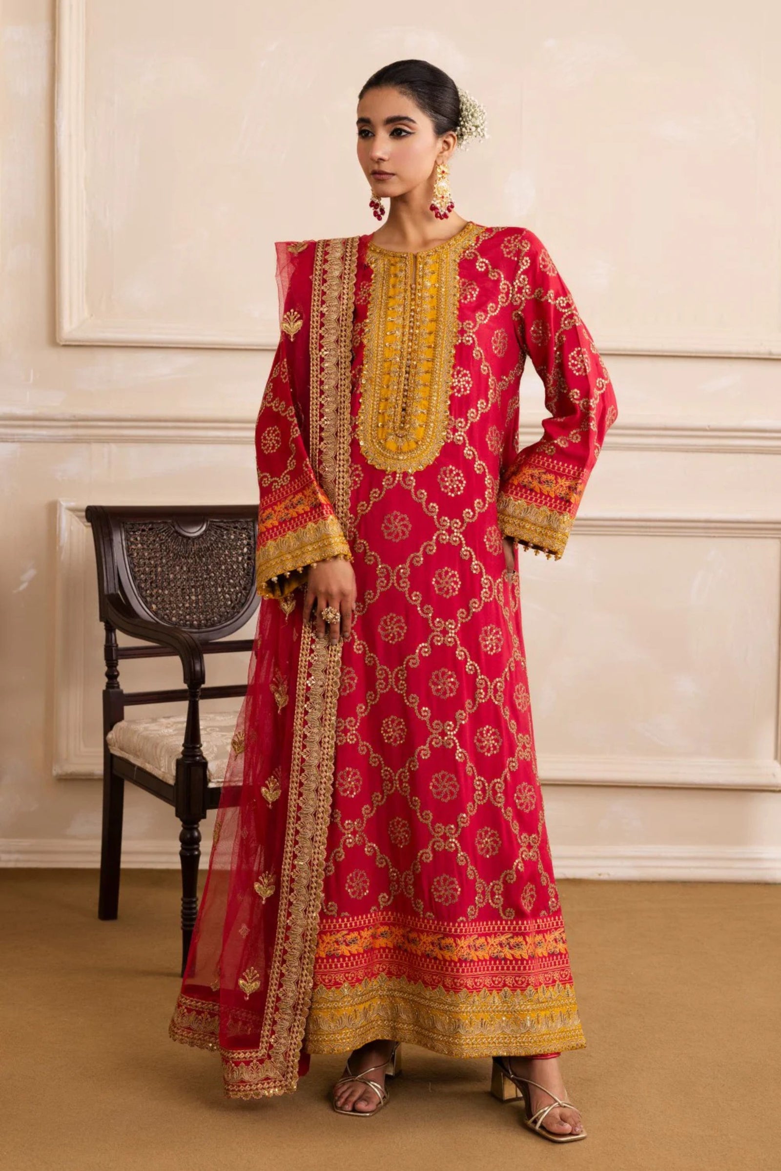 Pakistani Wedding Suits For Women