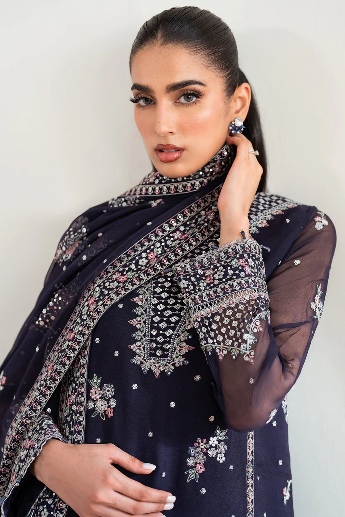 Party Dress For Pakistani Wedding In UK