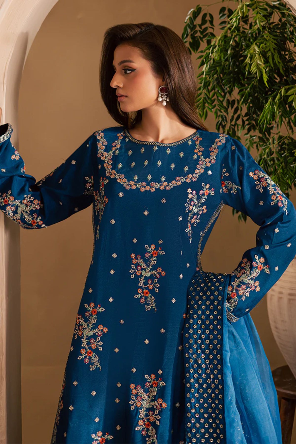 Pakistani Formal Party Suits In UK