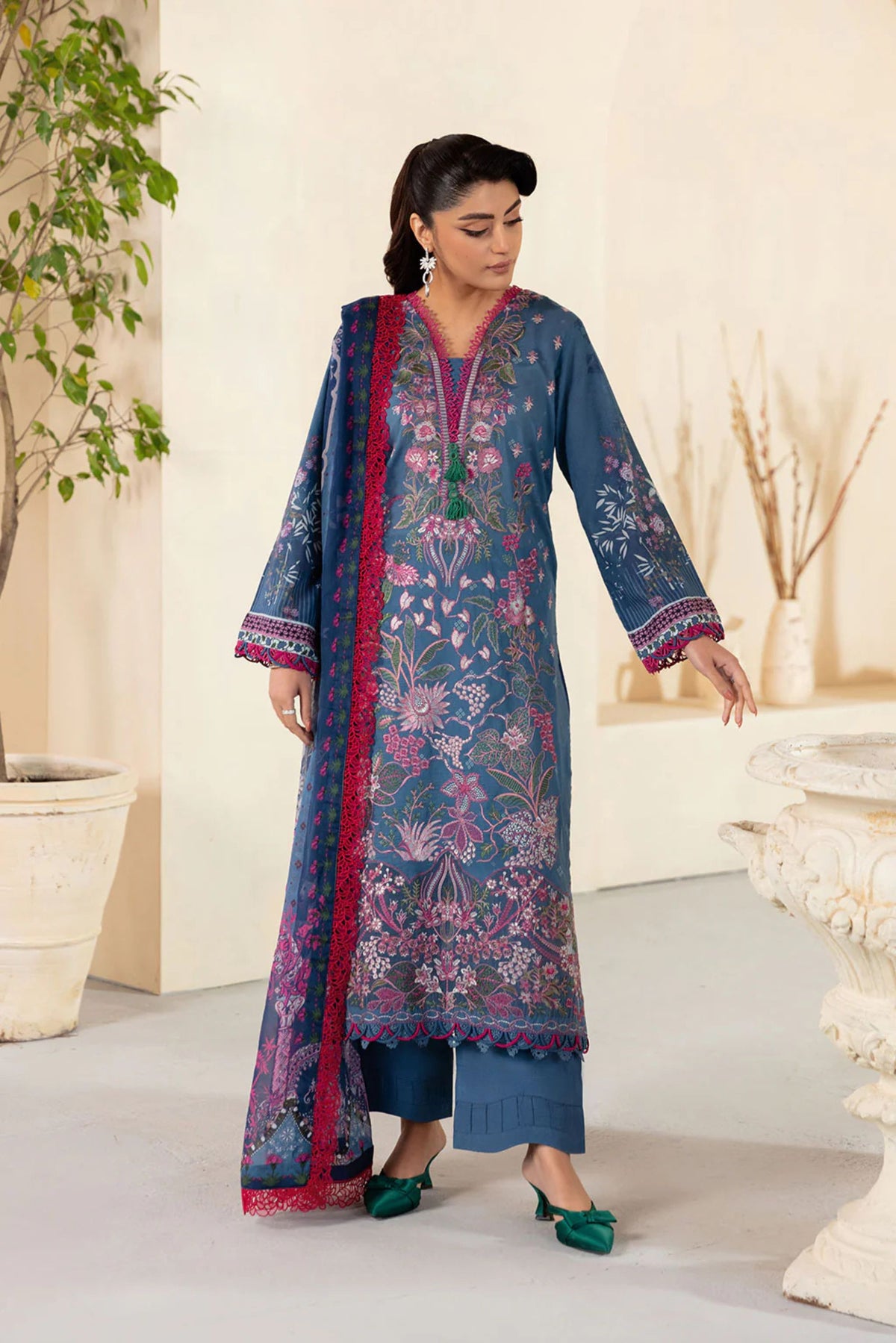 Fancy Pakistani Dress For Get Togethers