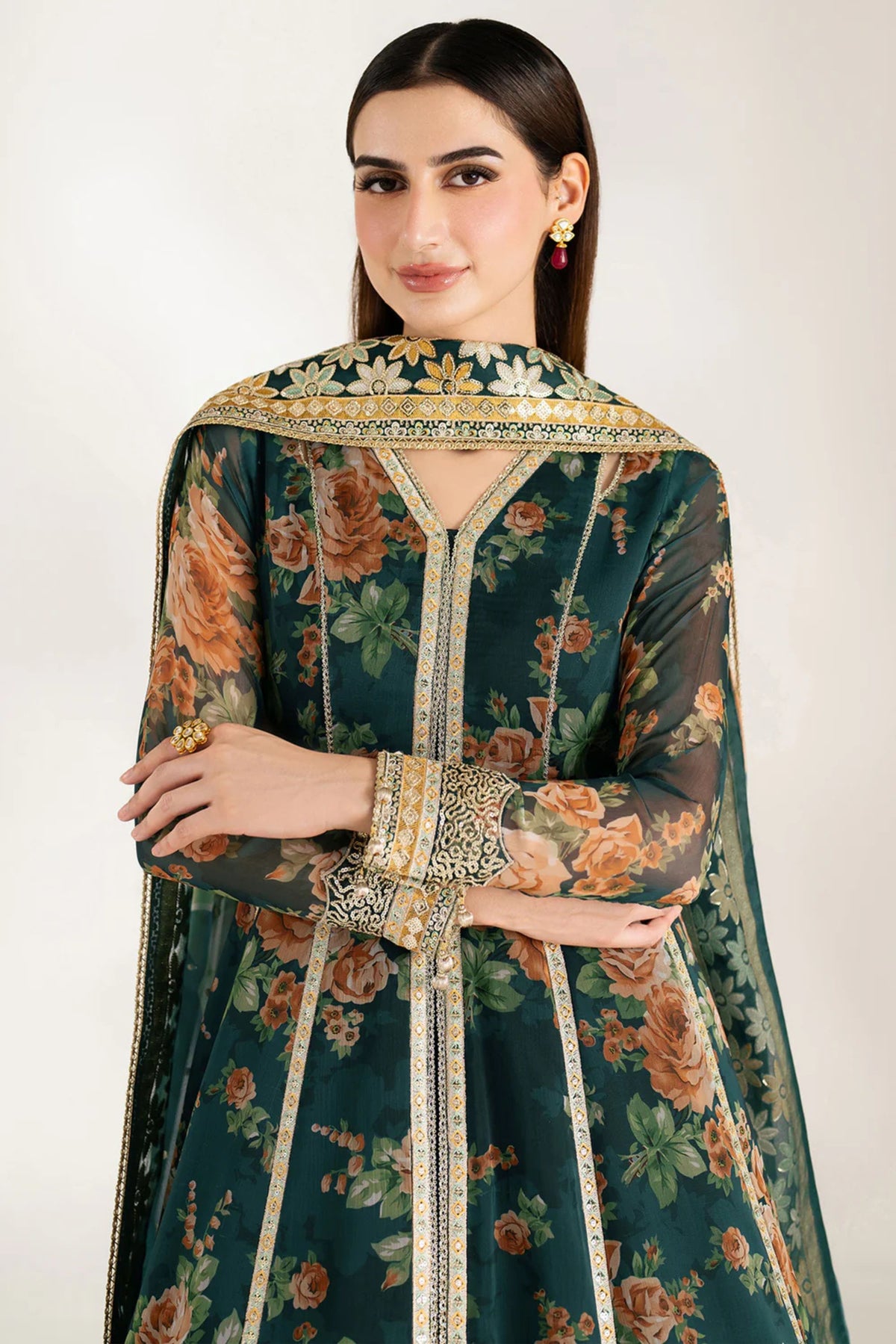 Pakistani Mehndi Night Outfit In Sydney